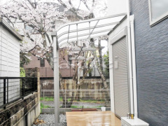 雨除け屋根 LIXILスピーネ1階