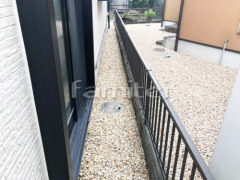 犬走り 錆砂利敷き 防草シート加工