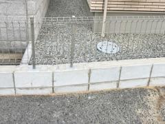 ブロック塀 (化粧ブロック) 太陽エコブロックス 普通CB スチールメッシュ フェンス YKKAP イーネット3F型 スチール柱 境界・メッシュ